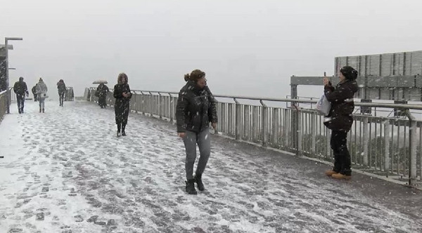 İstanbul ve Ankara'da kar Akdeniz'de fırtına başladı - Resim : 1