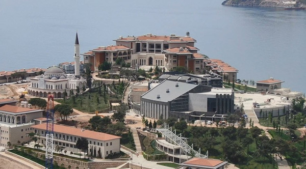 'Demokrasi ve özgürlükler adası' olacaktı AKP'nin rant adası oldu - Resim : 2