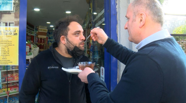 Laz bakkal koronavirüse karşı Lazovac'ı üretti - Resim : 1
