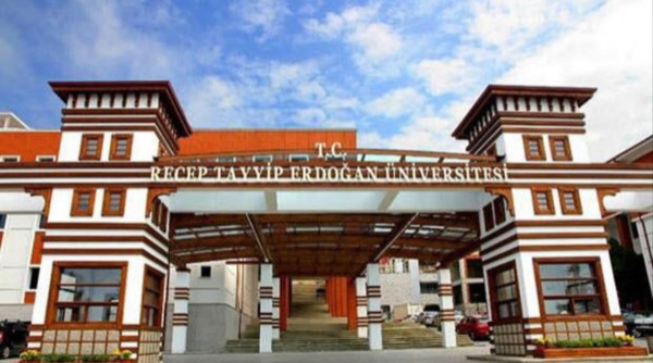 Recep Tayyip Erdoğan Üniversitesi Onkoloji Hastanesi'nde hastalar doktor bekliyor - Resim : 1