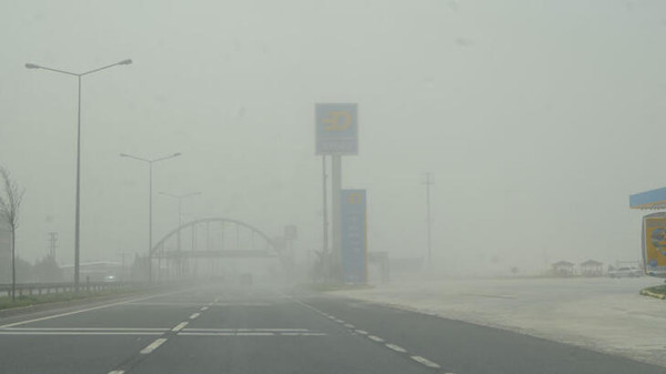 Meteoroloji uyarmıştı: Kum fırtınası hayatı olumsuz etkiledi - Resim : 2