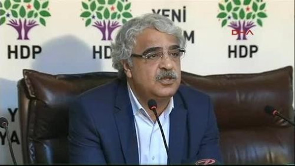 Durun, bu 'ucube darbe'nin otopsisi daha yeni başladı! - Resim : 2
