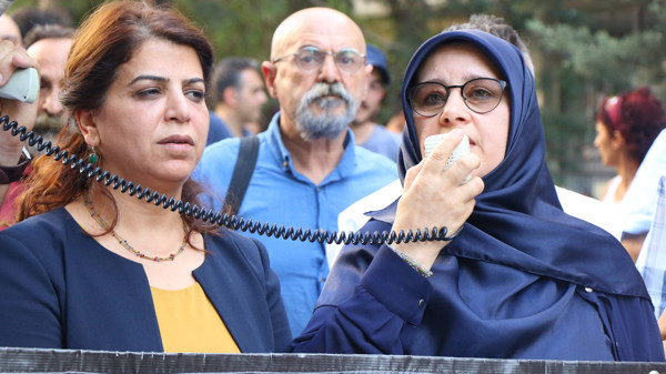 İHD hasta tutuklu Solhan’a özgürlük istedi - Resim : 1