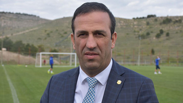 Malatyaspor Başkanı Adil Gevrek trafik kazasında yaralandı - Resim : 1