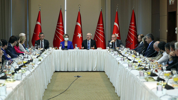 Kılıçdaroğlu: Erdoğan ne yaparsa yapsın göreceksiniz AKP’yi geçeceğiz, birinci parti olacağız - Resim : 1