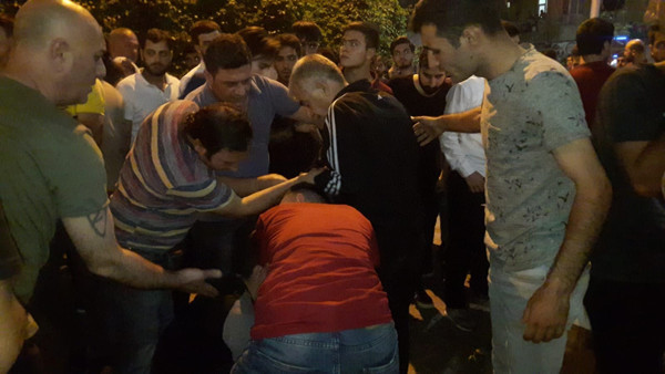 Diyarbakır'da silahlı saldırı - Resim : 1