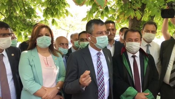 CHP'li Öztunç: Sadece gazetecilere değil baro başkanlarına, milletvekillerine küfür ve hakaret ediyorlar - Resim : 2