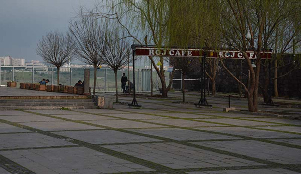 Diyarbakırlılar: Evimizi temizliyoruz ama sokakları ne yapacağız? - Resim : 2