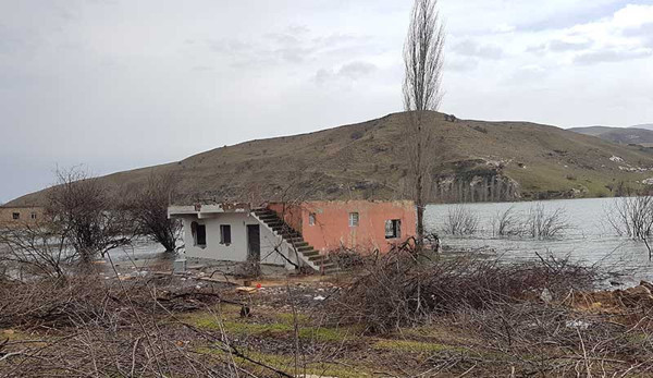 Hasankeyf’te tarih ve doğa sulara gömülüyor - Resim : 4