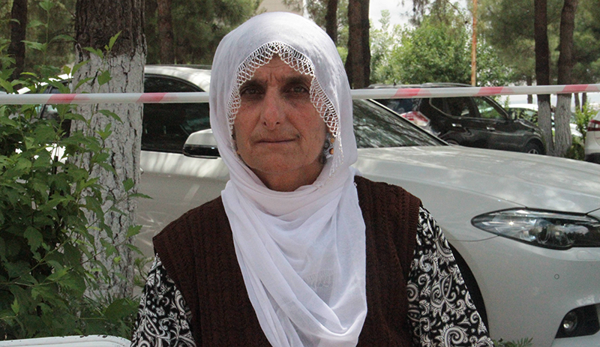 ‘Askerler karnından vurup araziye attı’ - Resim : 1