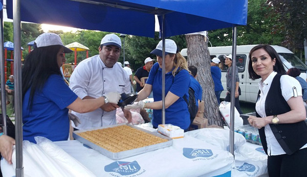 İstanbul'da adalet nöbeti ikinci günü - Resim : 2