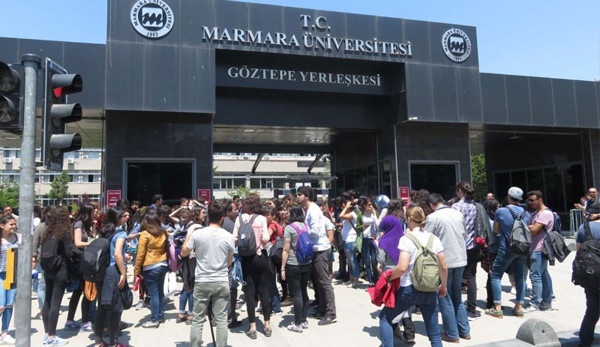 Marmara Üniversitesi'nde taciz protestosu - Resim : 1