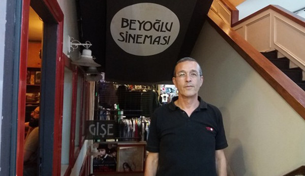 Beyoğlu Sineması’nı önce izleyiciler terk etti - Resim : 1
