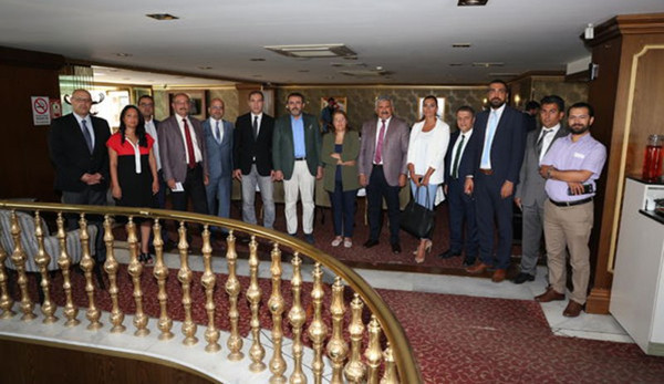 AKP'den Oğan'a tam destek - Resim : 1