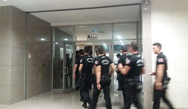 Mahkeme heyetinden Akın Atalay'a provakatif soru - Resim : 3