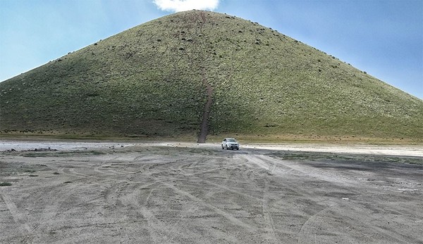 Meke Gölü'nde artık sandal yerine otomobille gezilecek - Resim : 2