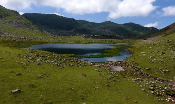Hava tahminini yüzer adalarla bakıp yapıyorlar - Resim : 1