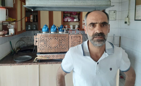 Diyanet Vakfı kapalı oldukları dönemin kirasını istedi: 'Esnafın gırtlağına yapıştılar' - Resim : 3