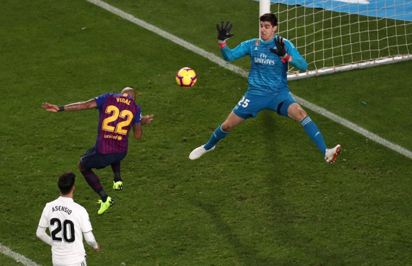 Real Madrid'den Barcelona'ya tarihi yenilgi - Resim : 2