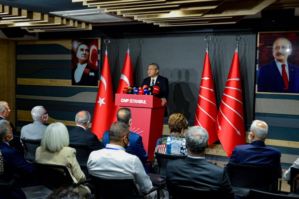 Barzani ile görüşen CHP'li Salıcı: Bu acıların artık son bulması gerek - Resim : 2