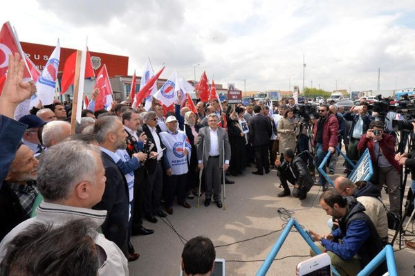 Şimdilerde protestocu ama - Resim : 1