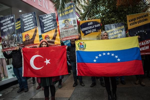 Komünizm karşıtlığı yapan bir Komünist Parti olur mu? - Resim : 2