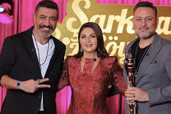 sarkilar-bizi-soyler.jpg