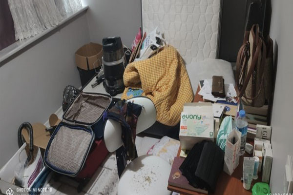 İstanbul'da HDP il ve ilçe yöneticilerinin evlerine polis baskını: 10 gözaltı - Resim : 1