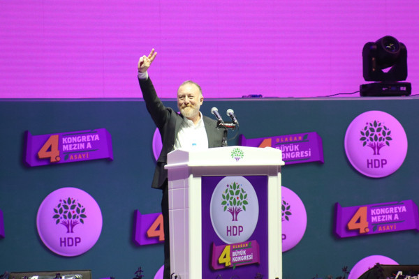 HDP kongreyi tamamladı, taban şimdi yeni bir yol bekliyor - Resim : 4