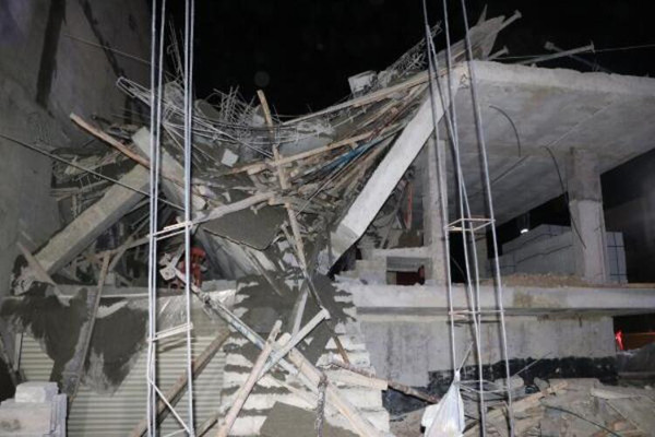 Urfa'da inşaat çöktü: 3 yaralı - Resim : 1