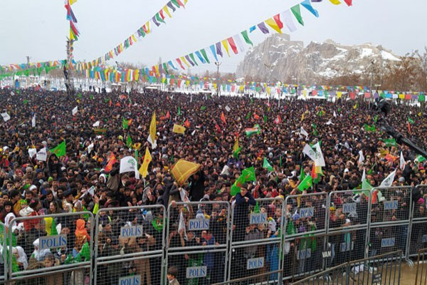 36 merkezde Newroz ateşi yakıldı: Şimdi kazanma zamanı - Resim : 4