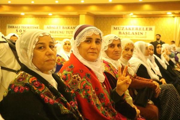 Barış Anneleri: 20 yıldır barış istiyorlar - Resim : 2