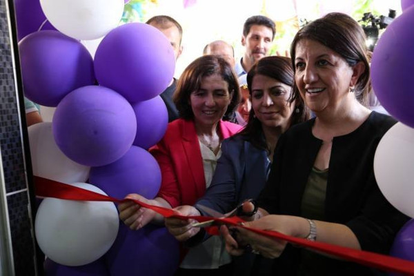 HDP Diyarbakır'da 12 milletvekili çıkarmayı hedefliyor - Resim : 1