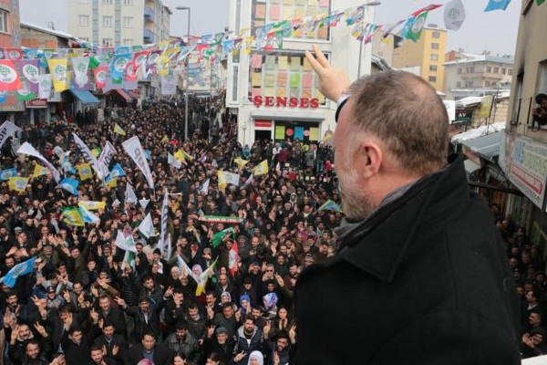 'Kayyımların hepsini silip atacağız, arkalarına dahi bakamayacaklar' - Resim : 1