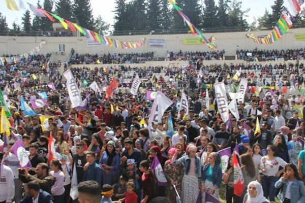 Türkiye'nin dört bir yanından yükselen ses: Newroz Pîroz Be - Resim : 6