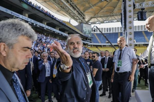 Fenerbahçe kongresinde gerginlik - Resim : 1