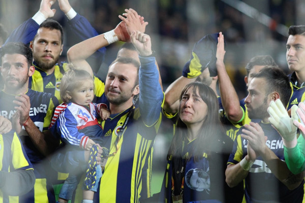 Fenerbahçe Kadıköy'de rahat nefes aldı - Resim : 1