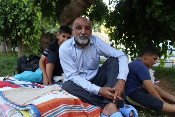 Müftülük yıktığı evi yapmadı: Eylem yapan yurttaş tehdit edildi - Resim : 1