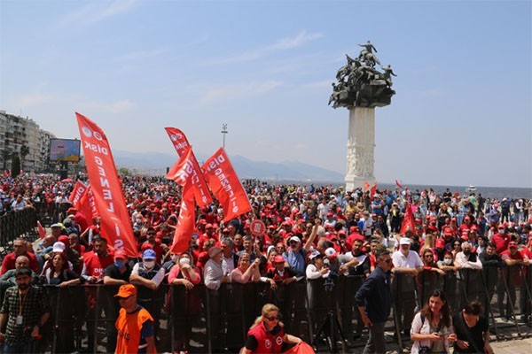 Edirne’den Kars’a 1 Mayıs kutlaması: Kurtuluş yok ya hep beraber ya hiçbirimiz - Resim : 4