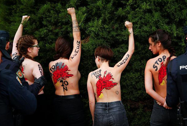 Madrid'de Franco'culara karşı Femen protestosu - Resim : 2