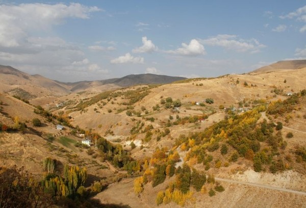 Muhtarların yerine başka köyden kayyım atandı - Resim : 1