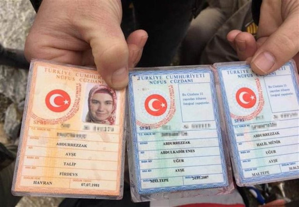 Ayşe öğretmen 2 çocuğuyla can verdi - Resim : 1