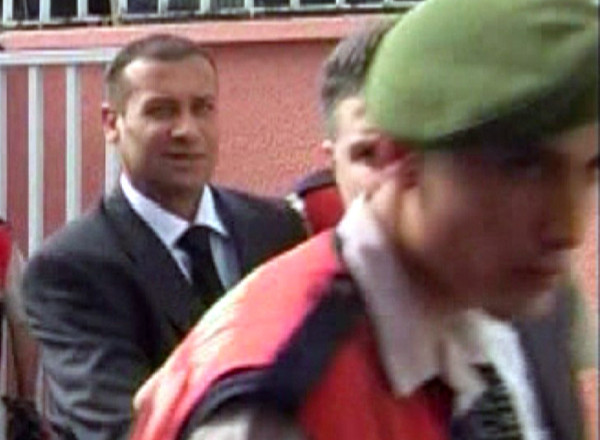 Susurluk davası hükümlüsü Ziya Bandırmalıoğlu öldürüldü - Resim : 1
