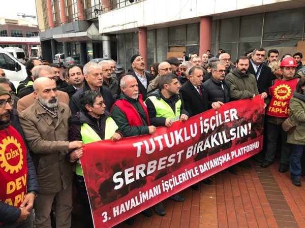 25 havalimanı işçisi ile 5 sendika yöneticisi tahliye edildi - Resim : 4