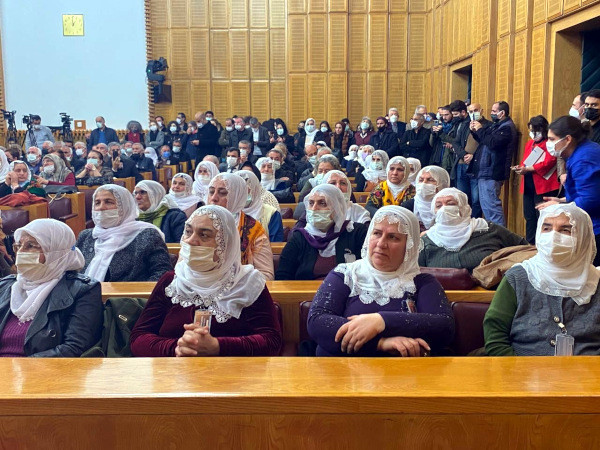 Buldan: Çifte yenilgi aldığınız İstanbul halkları sizi tarihin çöplüğüne gönderecektir - Resim : 1