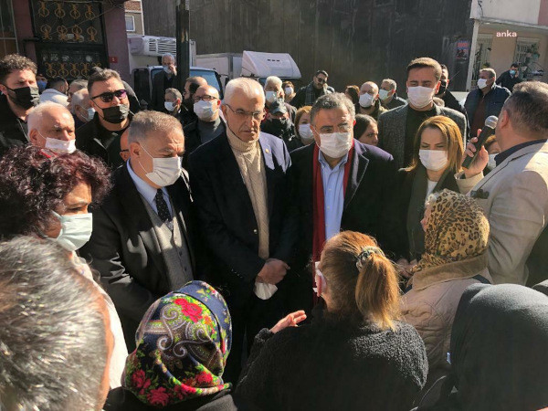 İstanbul'da kentsel dönüşüm dayatması: Kapıları, pencereleri sökerek zorla boşaltıyorlar - Resim : 2