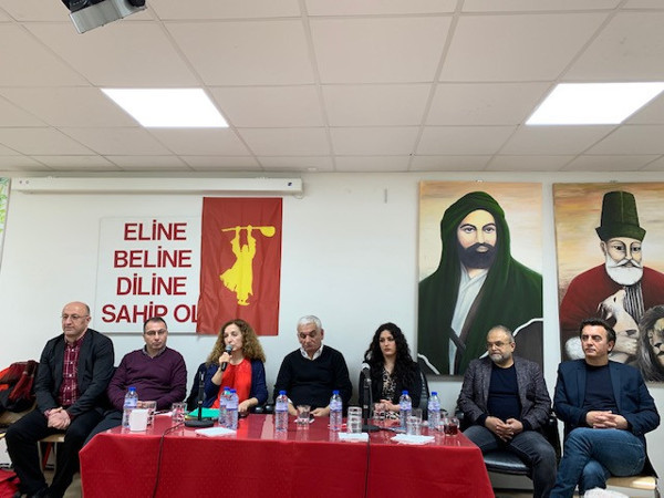 Hamburg'un milletvekili adayları: Erdoğan ile işbirliğine son verilmeli - Resim : 1