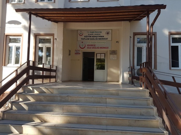 Deprem üssü Sivrice’de hastane yok: Ölüme terk ediliyoruz - Resim : 1