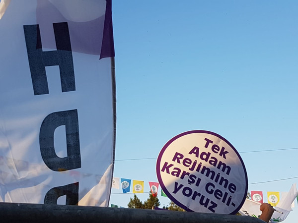 Pervin Buldan: Diyarbakır Suruç'a sahip çıktı - Resim : 3