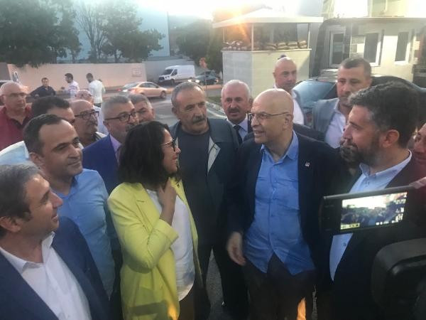 Yargıtay'ın tahliyesine karar verdiği Berberoğlu cezaevinden çıktı - Resim : 1